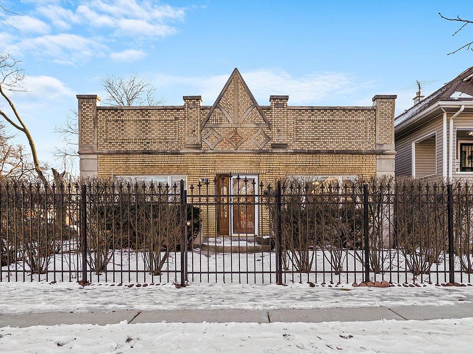 1st image of 4159 N Moody Ave