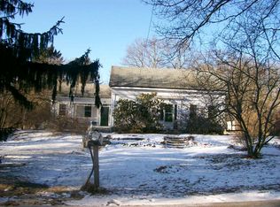 529 Cooper Hill Rd, Burrillville, RI 02839