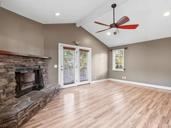 597 Whispering Hills Dr, Nashville, TN 37211