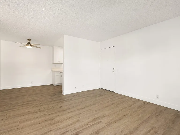 6650 Doriana St — Photo 8