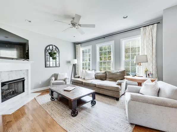 6865 Collinswood Dr, Nashville, TN 37221