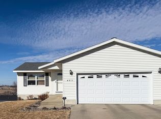 4911 Opal Ln NW, Rochester, MN 55901