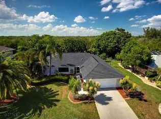 1409 Albatross Rd, Sanibel, FL 33957
