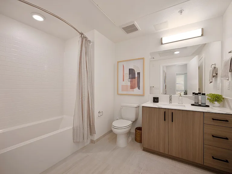 Halcyon Apartments — Photo 65