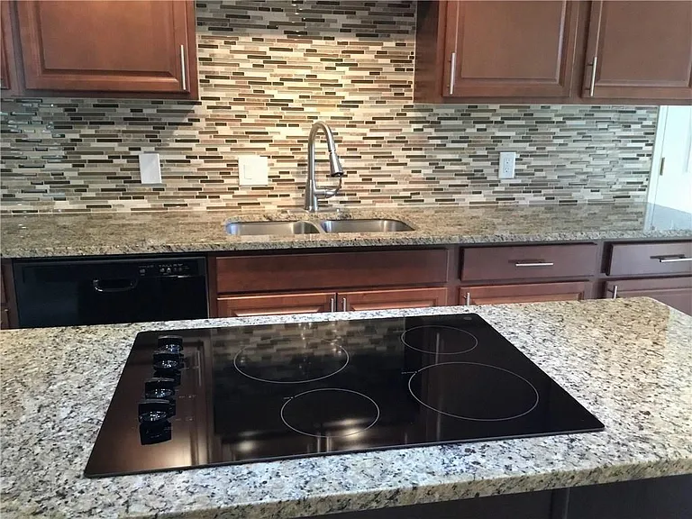5813 Bobbie Ln — Photo 17