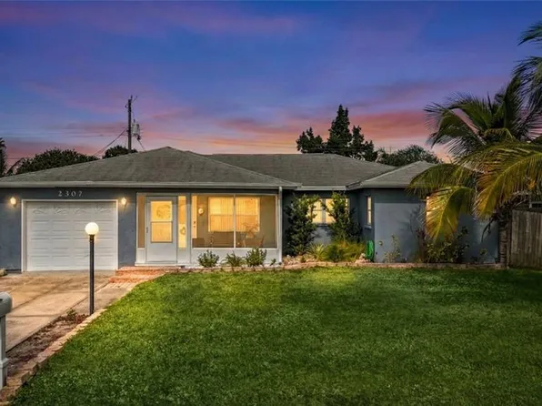 2307 N Wellesley Dr, Bradenton, FL 34207