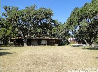 14 Toepperwein Rd, Boerne, TX 78006