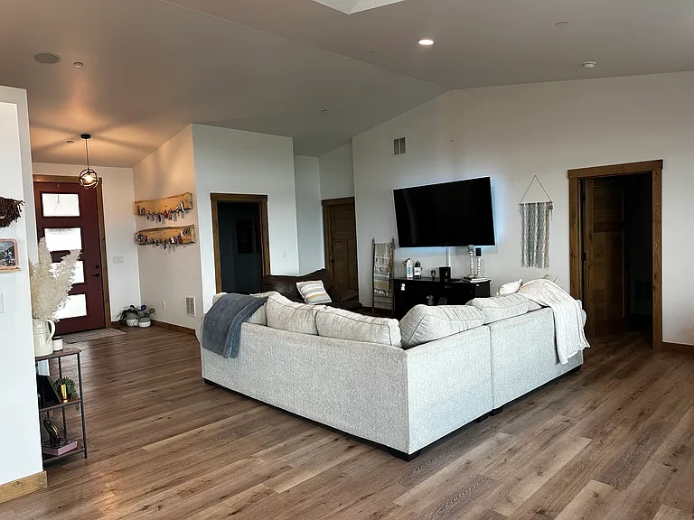 2089 Kedrowski Ct — Photo 20