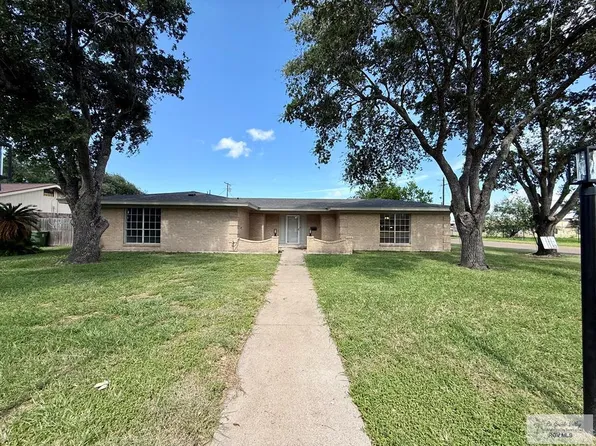 1093 Ash Ln, Raymondville, TX 78580