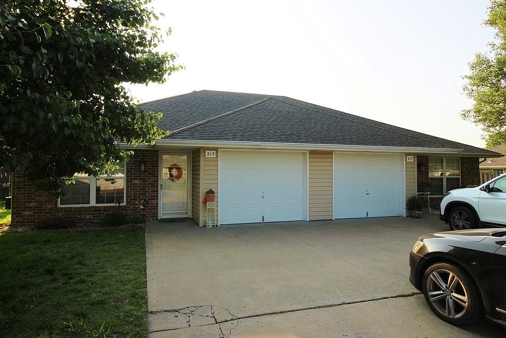 213215 NW Parker Dr, Grain Valley, MO 64029 Zillow