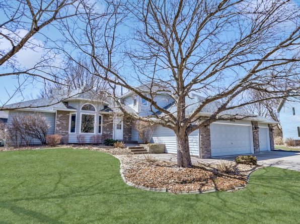 8949 Cambridge Ct, Minneapolis, MN 55443