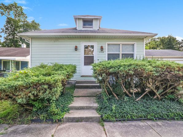 1722 S Brookfield St