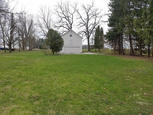 2nd image of 5107 Barnard Mill Rd
