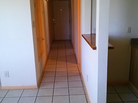 5th image of 1000 N Virginia St