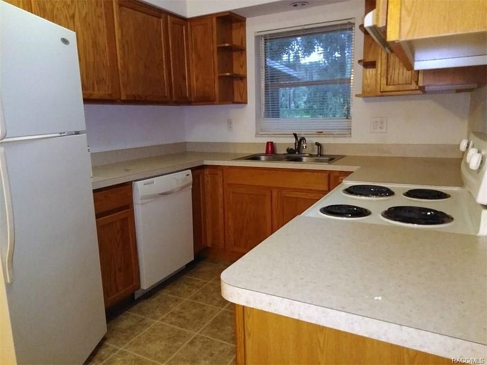 2nd image of 7805 E Pocono Dr