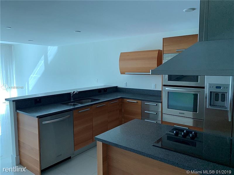 1st image of 2950 NE 188th St APT 109