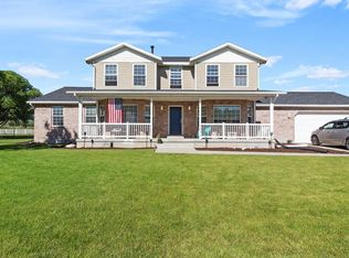 1254 W 1300 N, Farr West, UT 84404