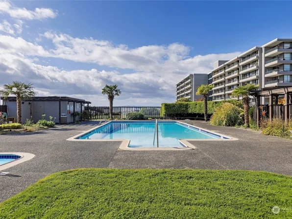 6533 Seaview Avenue NW #705A, Seattle, WA 98117