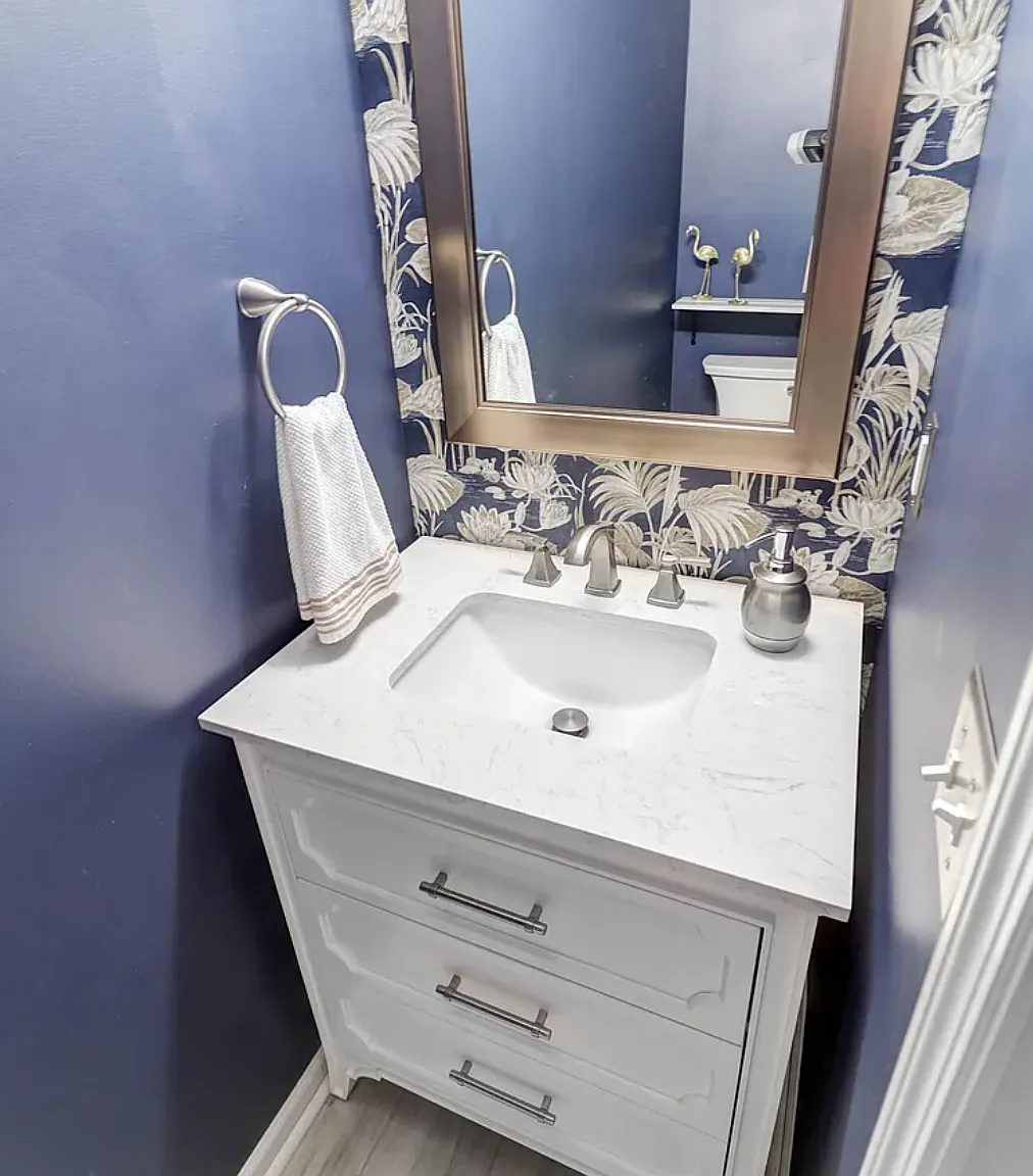 2 bed, 1300 sqft, $2,399 — Photo 4