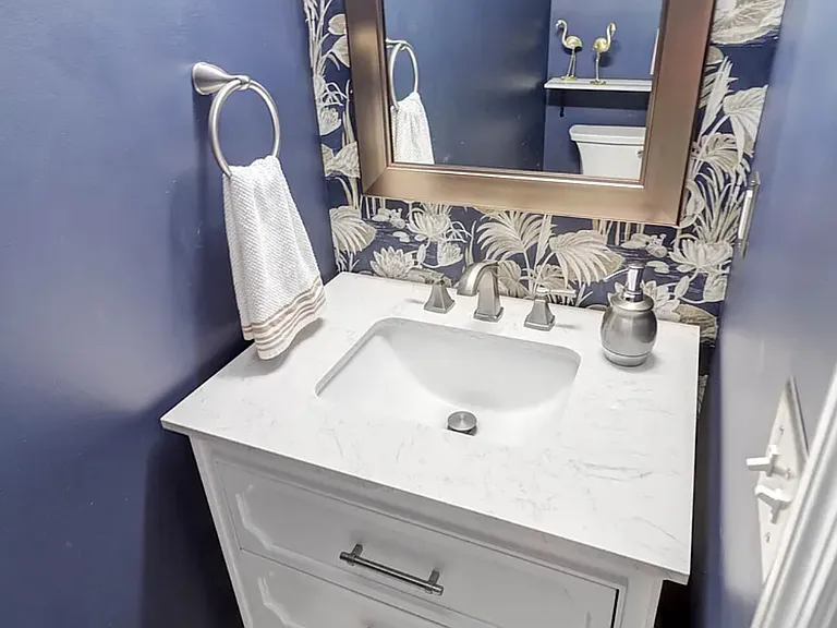 1002 Poplar Grove Pl — Photo 4