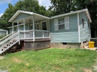 79 Pinecrest Dr, Bear Creek, NC 27207