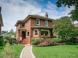 1021 N Elmwood Ave, Oak Park, IL 60302