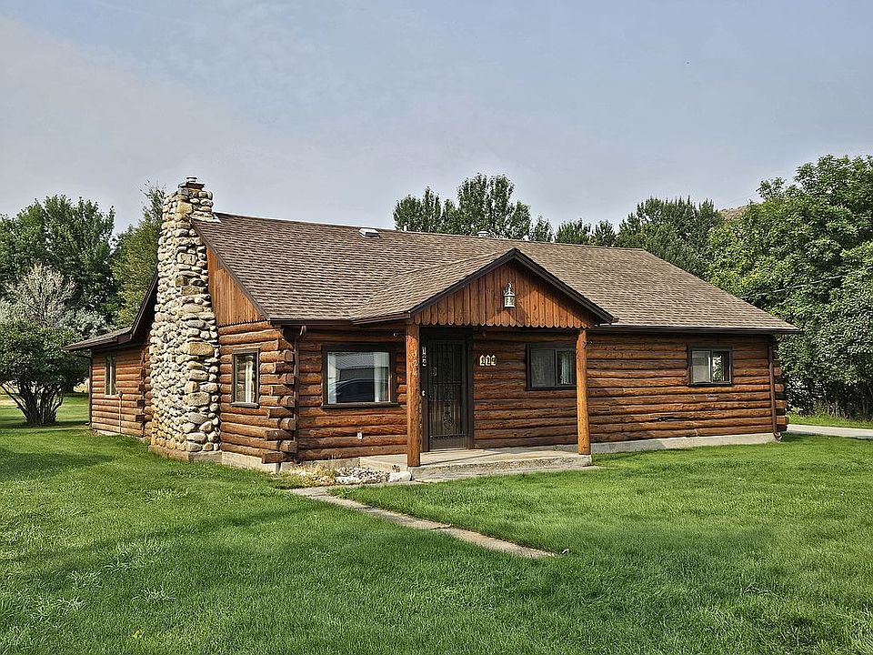 Beautiful Log Home