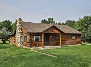 124 W Willow St, Absarokee, MT 59001