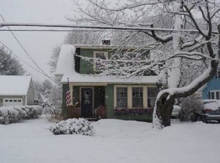 51 Dearborn Ave, Hampton, NH 03842