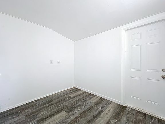 3rd image of 1101 N D St #1