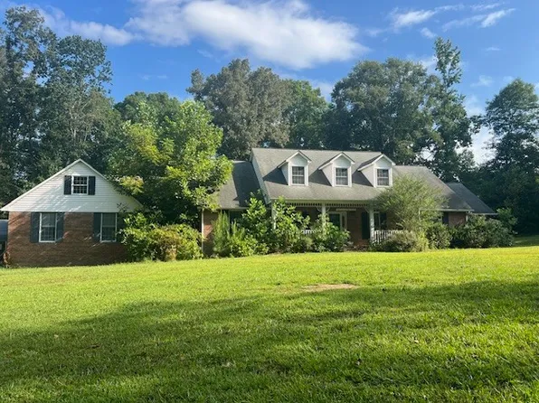 416 Powers Rd, Manchester, TN 37355