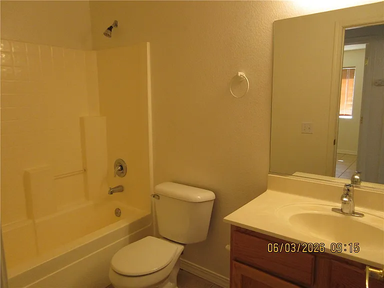 2807 Louise Ave — Photo 6
