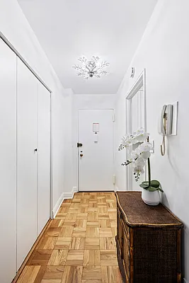 Sold by Compass | media 5