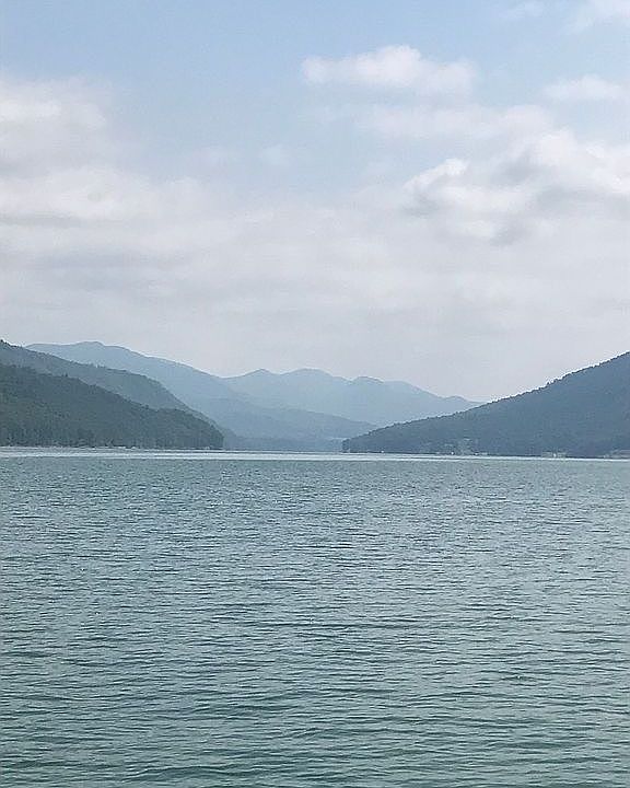 2nd image of Sugar Hollow Rd