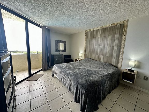 5th image of 6009 Sea Ranch Dr Unit 307