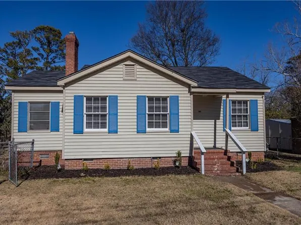 1808 13th St, Phenix City, AL 36867
