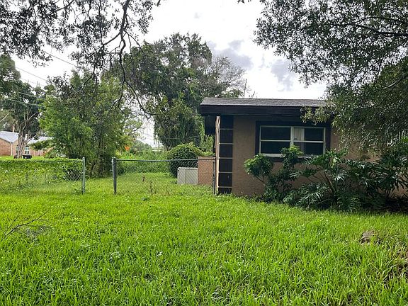 3rd image of 1001 Tortugas Ave