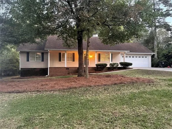 31 Williamsburg Dr NW, Rome, GA 30165