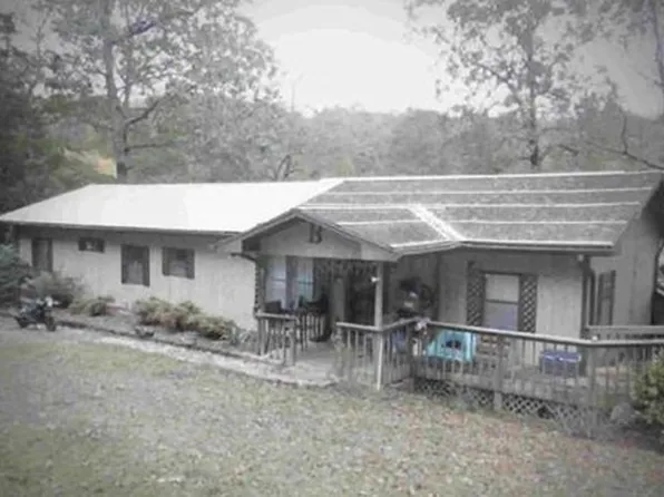 85 Bryant St, Trussville, AL 35173