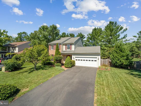 8104 Tall Timber Dr, Gainesville, VA 20155