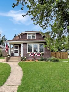 904 S McKinley Ave, Freeport, IL, 61032