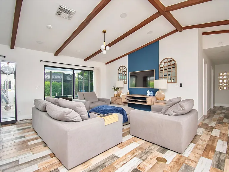 6557 Country Wood Way — Photo 7