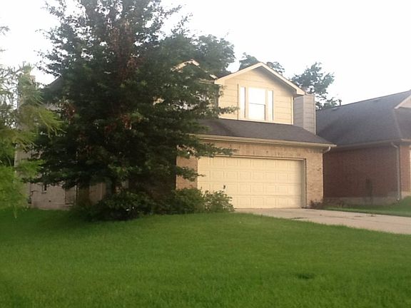 3rd image of 106 Harbour Town Ct