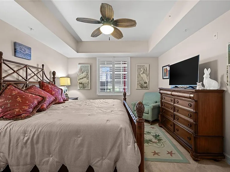4670 Turnberry Lake Dr #305 — Photo 20