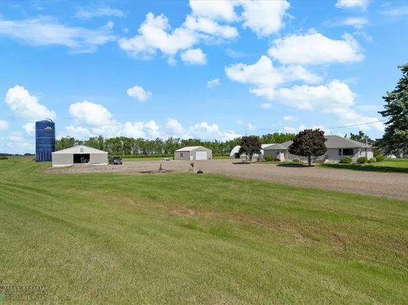 8445 164th Ave SE, Mantador, ND 58058