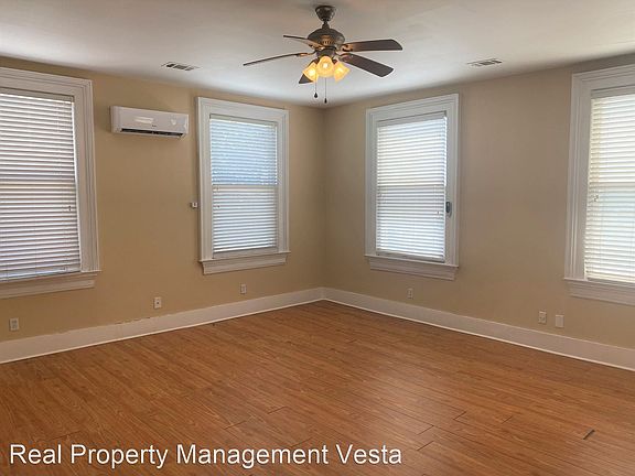 3rd image of 1873 Hardeman Ave #G