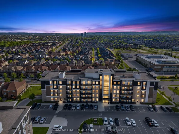 650 Sauve St #314, Milton, ON L9T 9A8