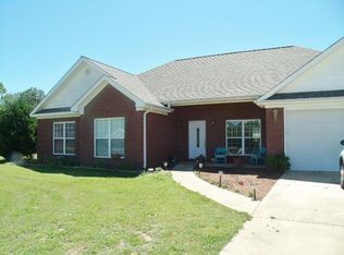 6470 Wolfe Rd, Columbus, MS 39705