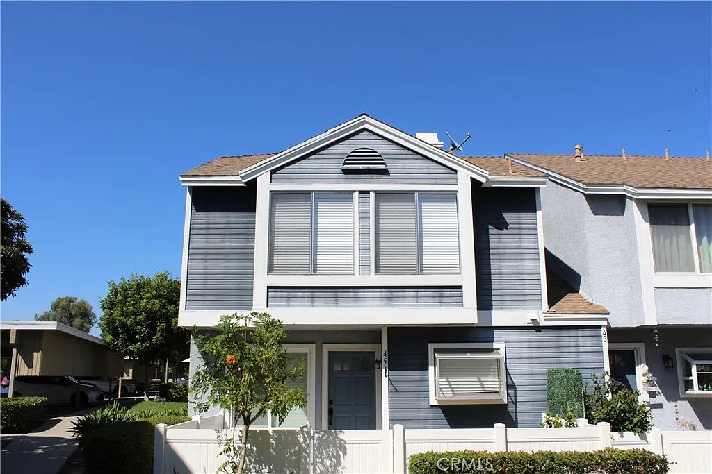 3 bed, 1.5 bath, 1156 sqft, $3,675 — Photo 1