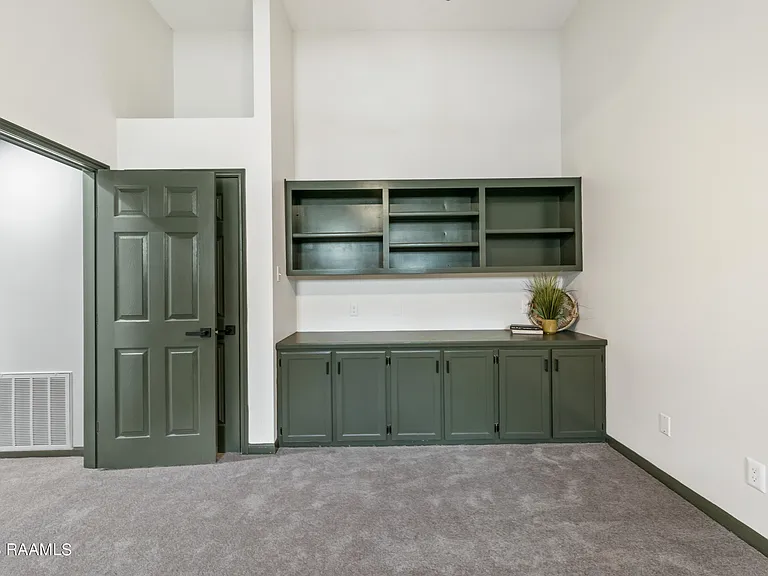 183 Steiner Rd #114 — Photo 24